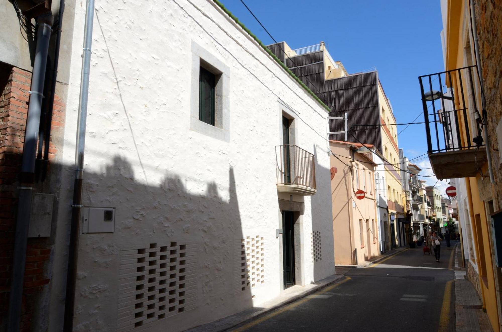 הוילה L' Escala Casa Rosa Port מראה חיצוני תמונה